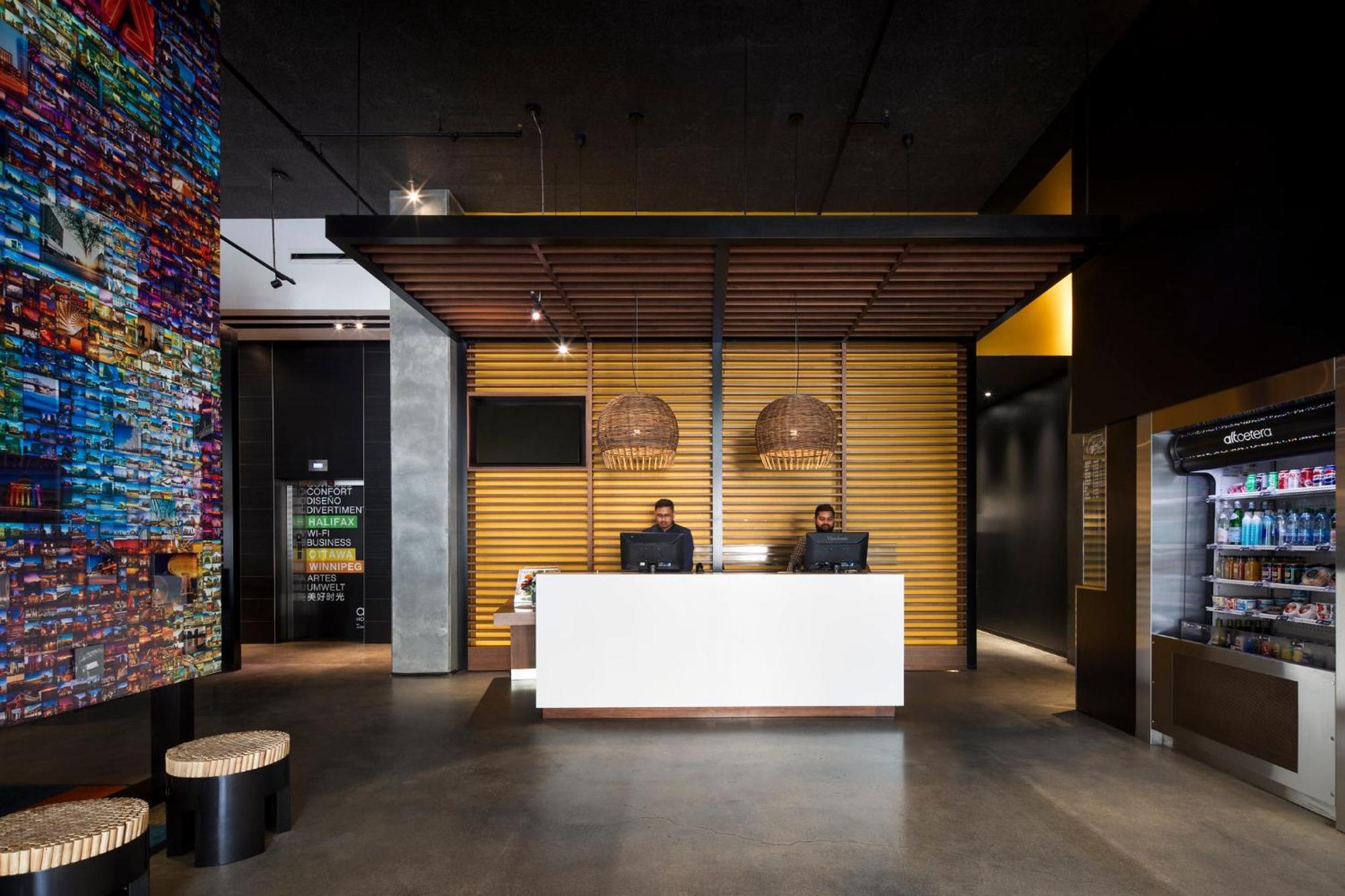 Alt Hotel